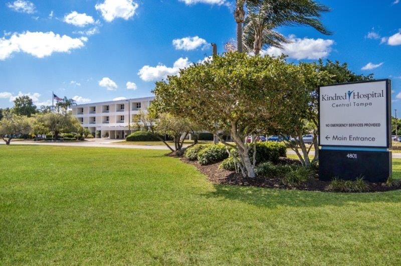 Exterior4 - Central Tampa