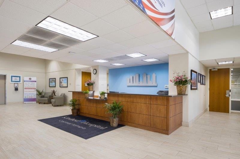 Lobby1 - Central Tampa