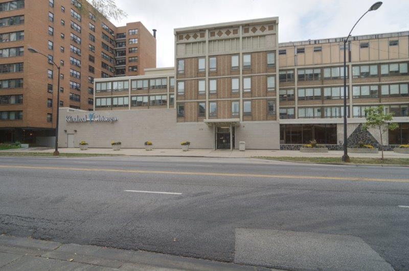 Exterior 3 - Chicago North