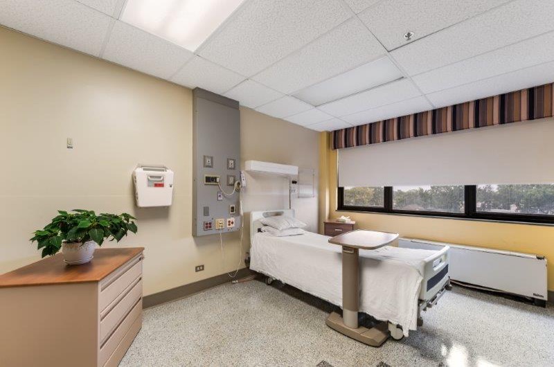 Patients Room One 1 - Chicago - North