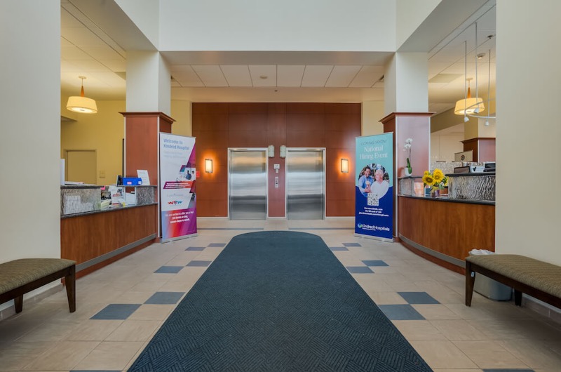 Dayton - Lobby 1 - BHU
