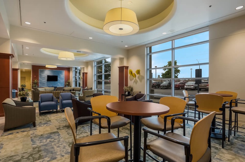 Dayton - Lobby 2 - BHU