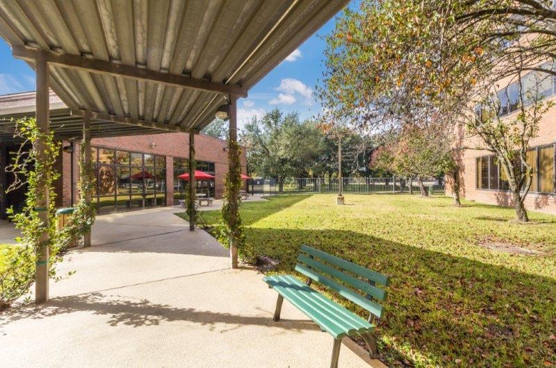 Patio - Houston Northwest