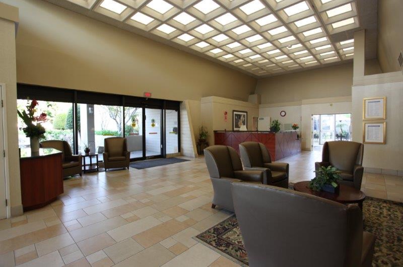 Lobby 3 - La Mirada