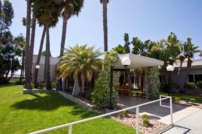 Exterior 1 - Los Angeles