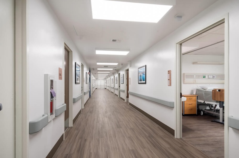 Paramount - Hallway - ARU