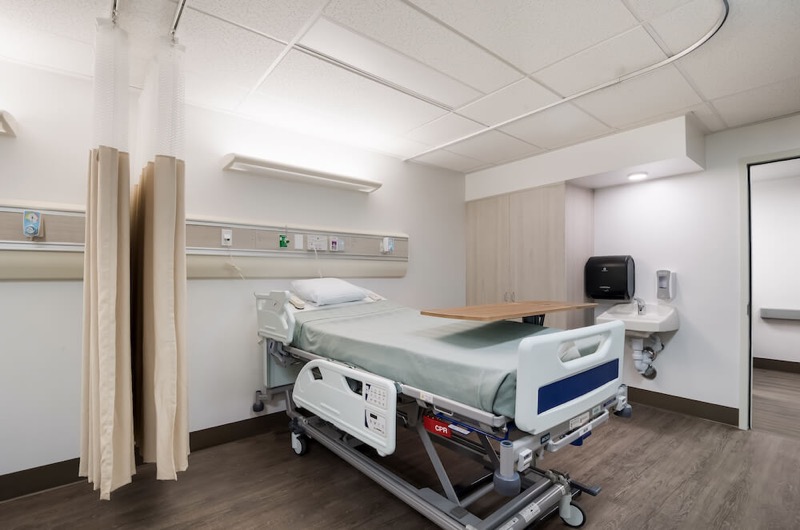 Paramount - Patient Room 2 - ARU