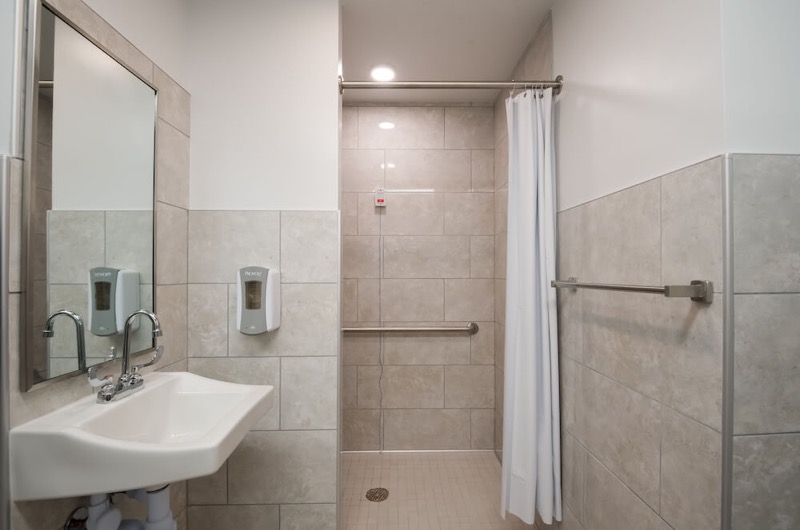 Paramount - Patient Room 4 - ARU