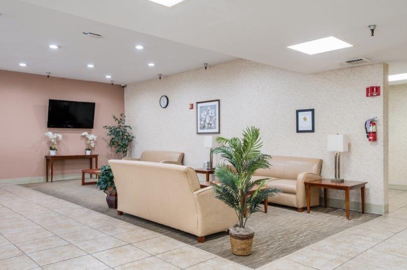 Lobby 1 - Paramount