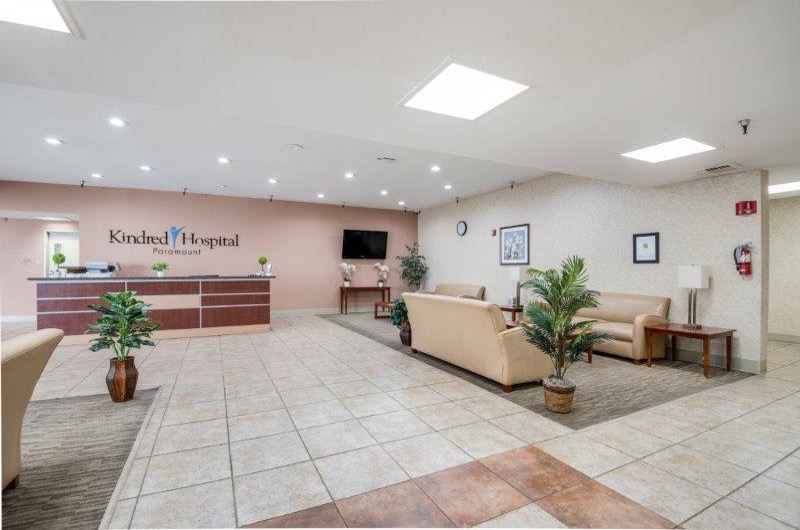 Lobby 2 - Paramount