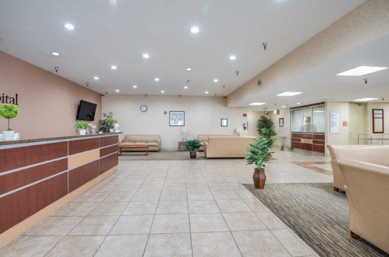 Lobby 5 - Paramount